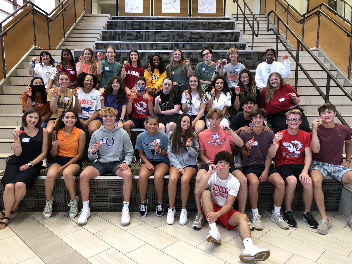 Goodwin_FHS's tweet image. Our inaugural Student Leadership Summit was a blast! This group was tasked with developing a vision for the student body’s experience this school year, and they captured it so eloquently: 

“Rebuild, Reconnect, Reengage” 

Excited to watch them turn vision into action!