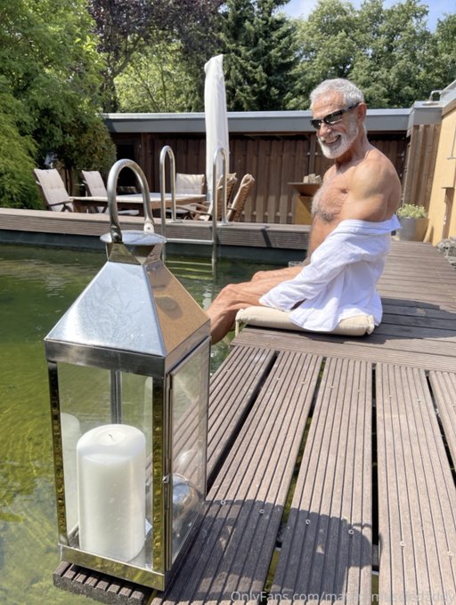 @veradrivepalms Wow, you are a nice person. Would love to be your guest soon when tourists are allowed<a class="tags" target="_blank" title="On Twitter" href="/?out=eyJ0eXAiOiJKV1QiLCJhbGciOiJIUzUxMiJ9.eyJpYXQiOjE3MjEyNzA2NjksImlzcyI6InR3cG9ybnN0YXJzLmNvbSIsIm5iZiI6MTcyMTI3MDY2OSwiZXhwIjoxNzUyODA2NjY5LCJyZWRpcmVjdF91cmwiOiJodHRwczovL3R3aXR0ZXIuY29tL3ZlcmFkcml2ZXBhbG1zIn0.IjG05BLwXs-YVKgqciRr-JCxMDnYV6fAfmasbQG_b4sTuUVfrM9qxalgCIs1HCbWomDMl1eV2vgn8IXE7vsv_g">@veradrivepalms</a>