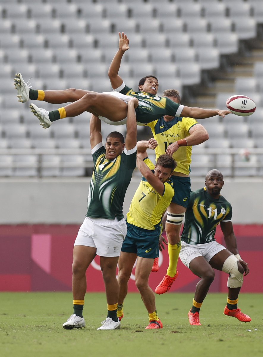 ロイター On Twitter ラグビー７人制男子５ ８位決定予備戦 で ボールに手を伸ばす 南アフリカ代表のカートリー アレンドス選手 同国は豪州を２２ １９で下し ５ ６位決定戦で米国と対戦する ７月２８日 東京スタジアムで撮影 ２０２１年 ロイター Phil Noble