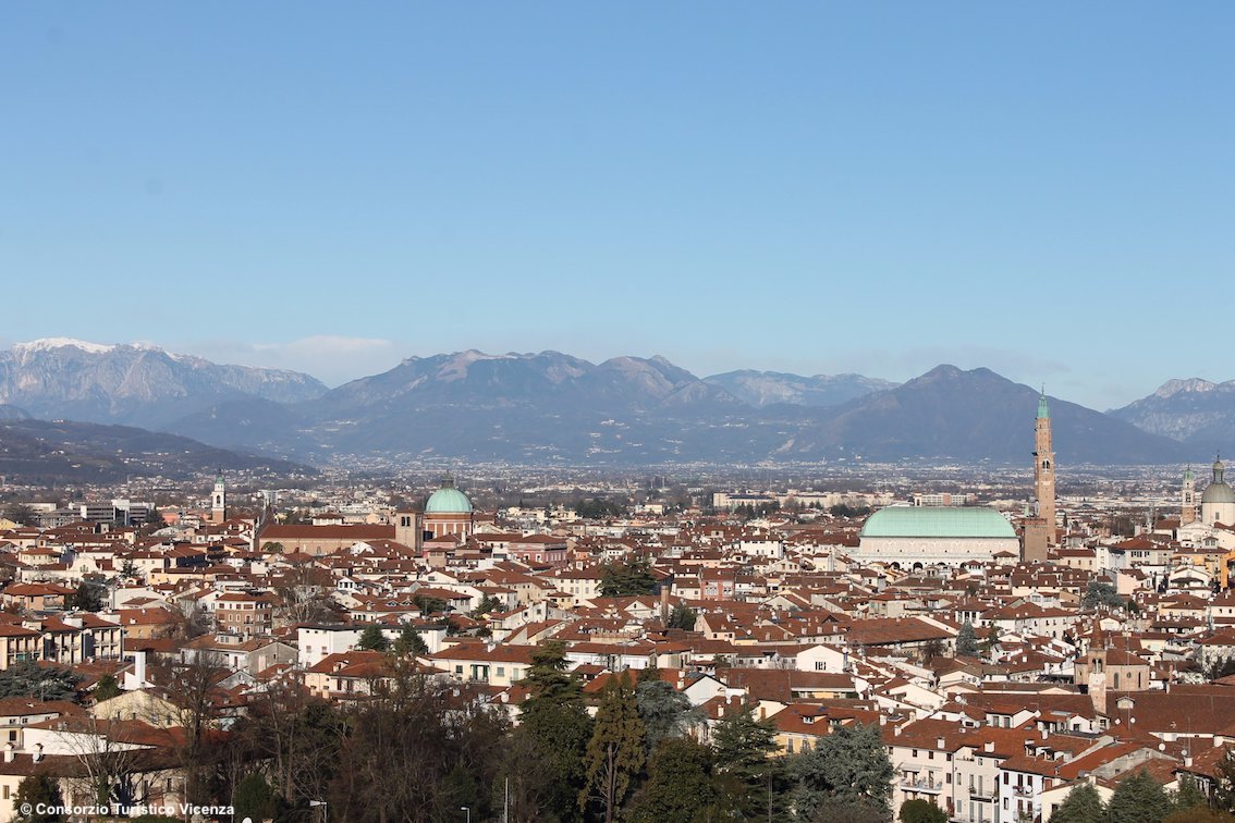 TurismoItaliaNw's tweet photo. Nomisma affianca Vicenza nella candidatura a capitale della Cultura 2024: è partner strategico per il dossier di candidatura 
Leggi la notizia https://t.co/OcOC5q7d7L 

#Vicenza #candidatura #capitaledellacultura2024 #Nomisma #turismo #arte #Cultura #VicenzaTour2021 @vicenzae https://t.co/AZwWbauyB1