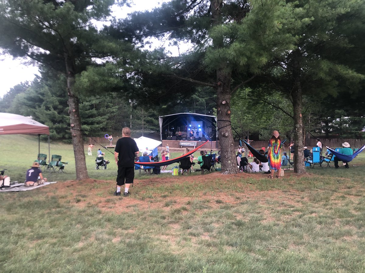 supportmimusic's tweet photo. We had so much fun at the Dunesville Music Festival this past weekend! We met some awesome people and heard some great bands! @dunesvillemusic #supportmichiganmusic https://t.co/QVNH6JK5rs