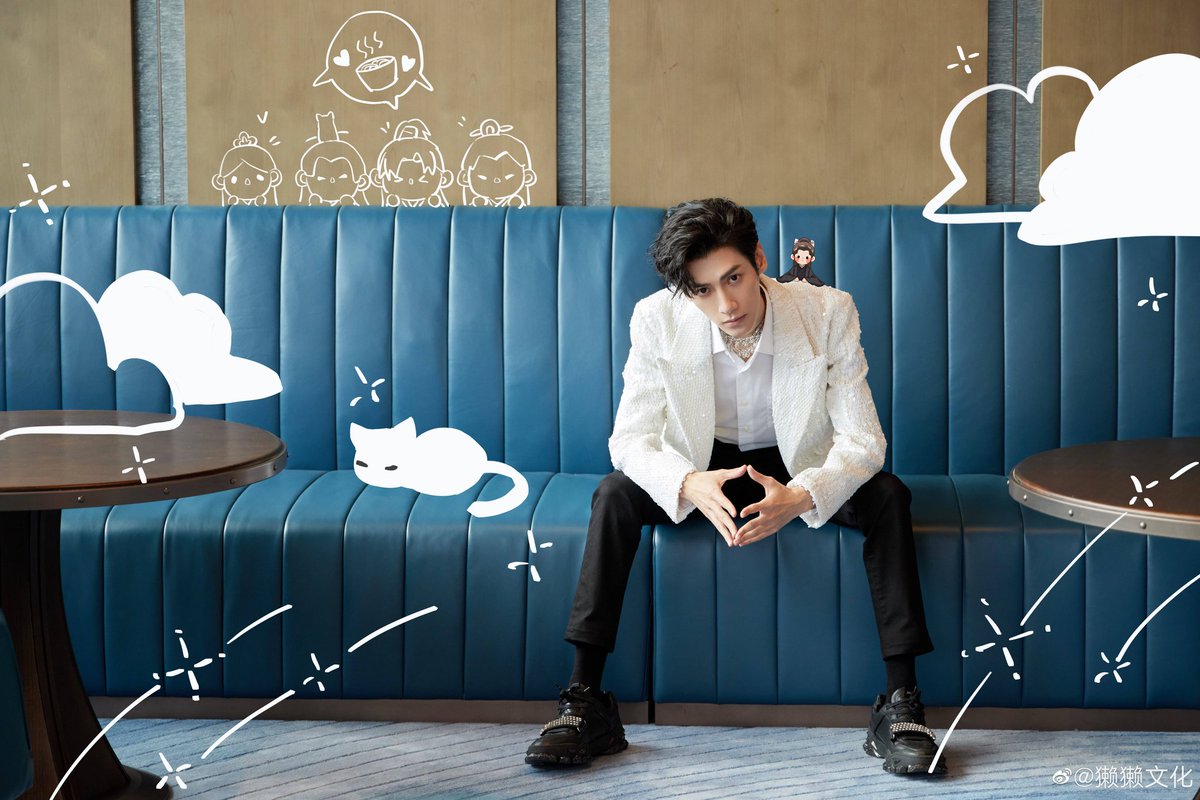 La__pis's tweet photo. ทีมงานไปอวยพรอวิ๋นซีในร่างแยกแอคอวตารไม่ลงลงofficial 😅อ๋อ! สงสัยกลัวจะหลุดลุคเงียบสงบไร้ความเคลื่อนไหวที่อุตส่าห์คีพมาตั้งนาน https://t.co/x1RdgUmAal