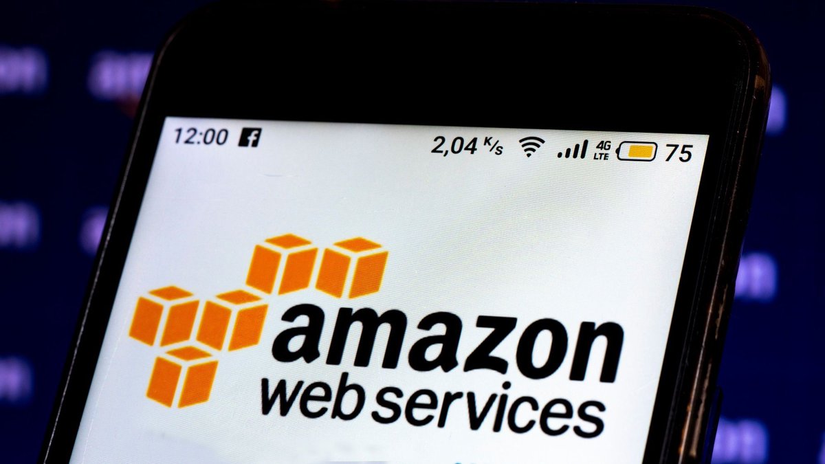 Diverceety's tweet photo. Diverceety News
@awscloud Amazon Web Services is developing enterprise cloud storage tools for remote work
Check out the video on @Bloomberg
https://t.co/FmD001ueJb
#diverceety #remoteworkplaces #remotework #covid19 #workfromhome #wfh https://t.co/GWflDMyFHE