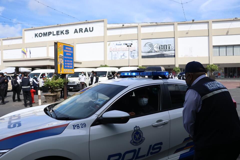 Kesihatan Perlis On Twitter Day 2 Operasi Khas Deklarasi Covid 19 Pejabat Kesihatan Daerah Kangar Perkarangan Kompleks Arau Https T Co Hqsfrtvqul Twitter