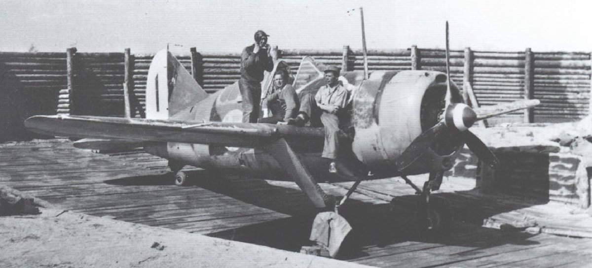 RecordofArms's tweet photo. This Brewster 239 fighter, pictured in a revetment at Hirvas field in June 1942, was used by the leader of 4th flight of squadron LeLv 24, Iikka Torronen. He achieved 10 of his 11 aerial victories in this plane. https://t.co/qxUiyCaY6M