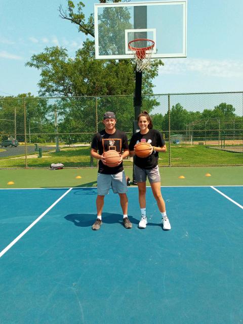 BrianWHoops12's tweet photo. NICE work today Haddie Holton, junior Rocky River. She defintitley has talent and works hard.  Looking forward to more training with her! https://t.co/C9DIG4tlk1