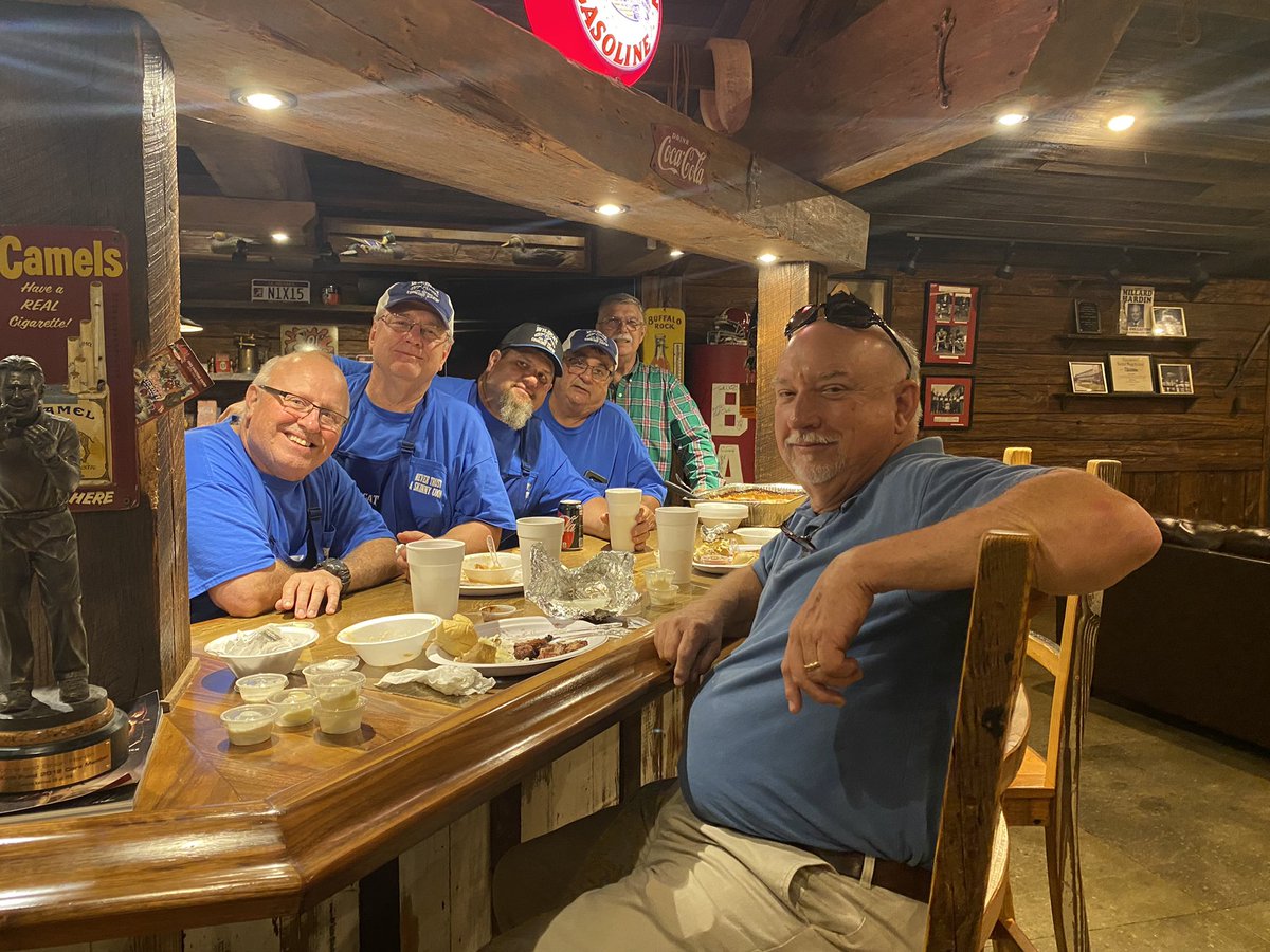 abwinegarden's tweet photo. Big congrats to Team Courage and Team Hardwork for winning the Leadership Championship. Thank you to the  Wildcat Quarterback Club Inc. for awarding the winner with a steak dinner tonight! Winners eat big! #bettertogether https://t.co/rlyFi0GHnO
