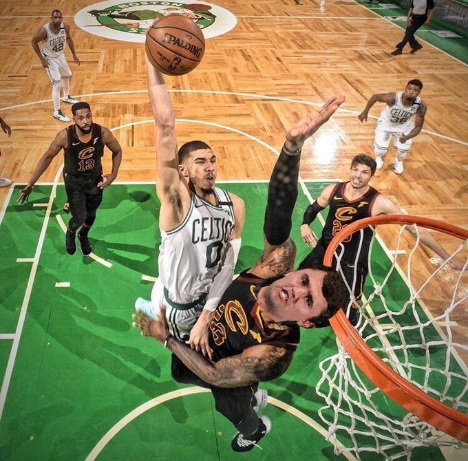 LizVicBo's tweet image. Sry Bron you probably don't deserve this, but gotta dunk on LeKirkey