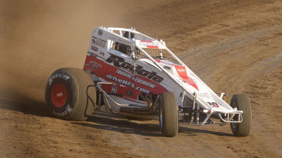 RaceMaxims's tweet image. Grant and Bright returned to USAC victory lane over the weekend.
@JustinGrant40 @USACNation ISW @kokomospeedway 
@AlexBright77 @USACecsc @bridgeportspeed 
#racemaximswinner #repeatwinner