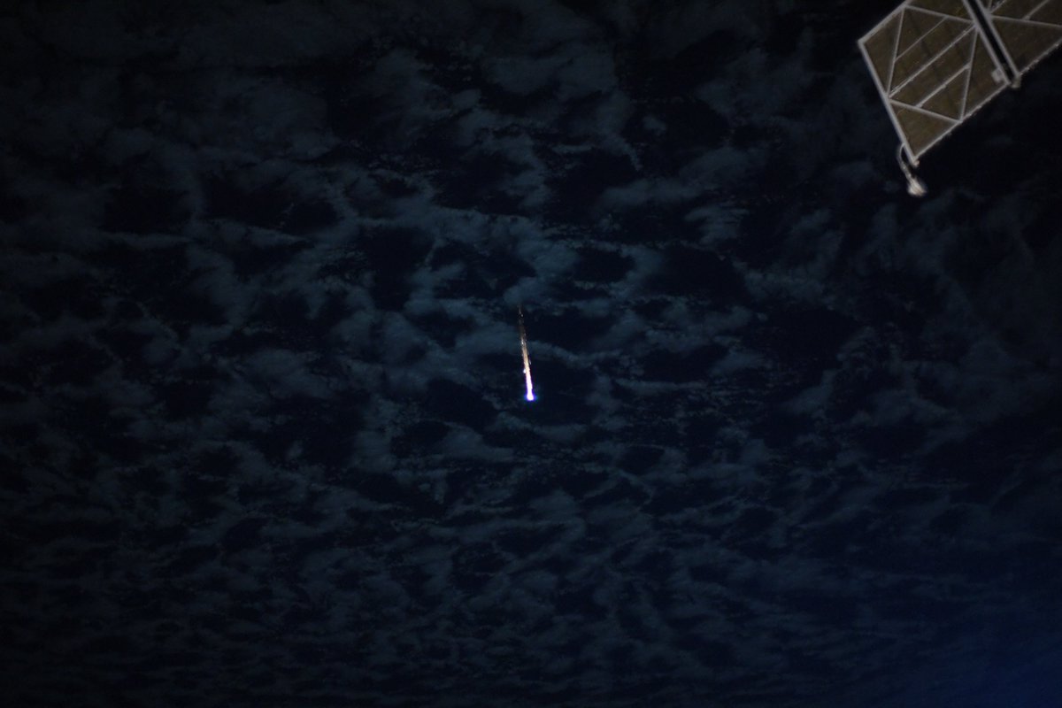 ken_kremer's tweet photo. "Russian Pirs Module Undocks from Station and Decommissioned after 20 Years of Service" - #Roscosmos #Pirs #Progress77 #ISS @Space_Station @roscosmos @NASA @ESA. Read my story: Ken Kremer
https://t.co/weLqHvhYI4 https://t.co/Hk5f1qOP3O