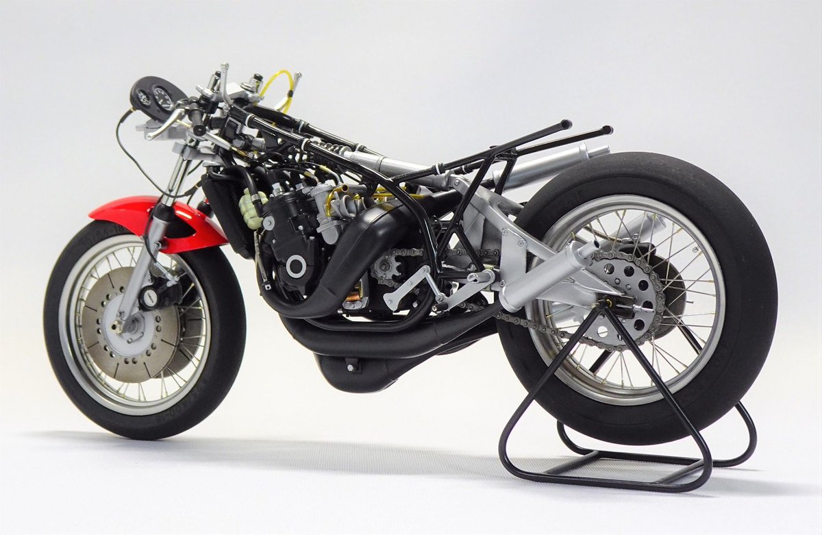 新作解禁】 YAMAHA TZ500G。 タミヤの「YZR500グランプリレーサー