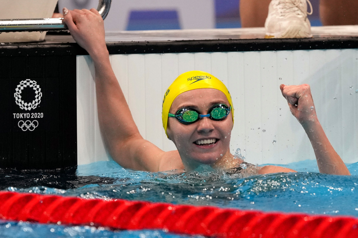 Aussie Ariarne Titmus wins gold in women's 200M freestyle, Ledecky finishes 5th