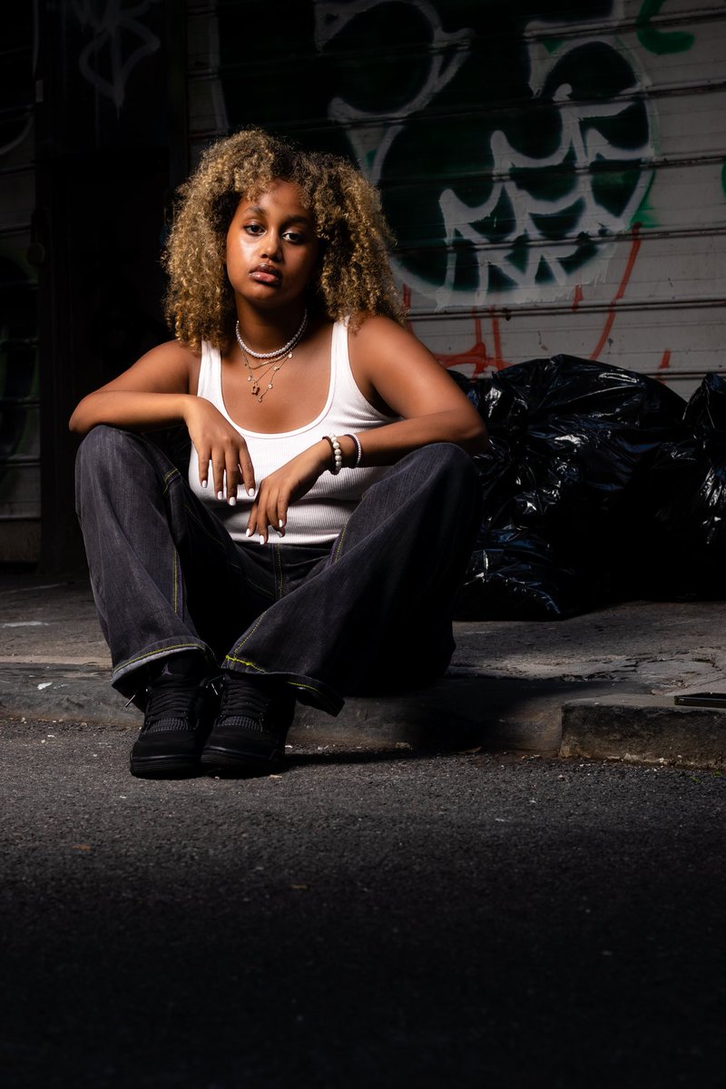 𝚅𝚎𝚕𝚕🃏 tweet media