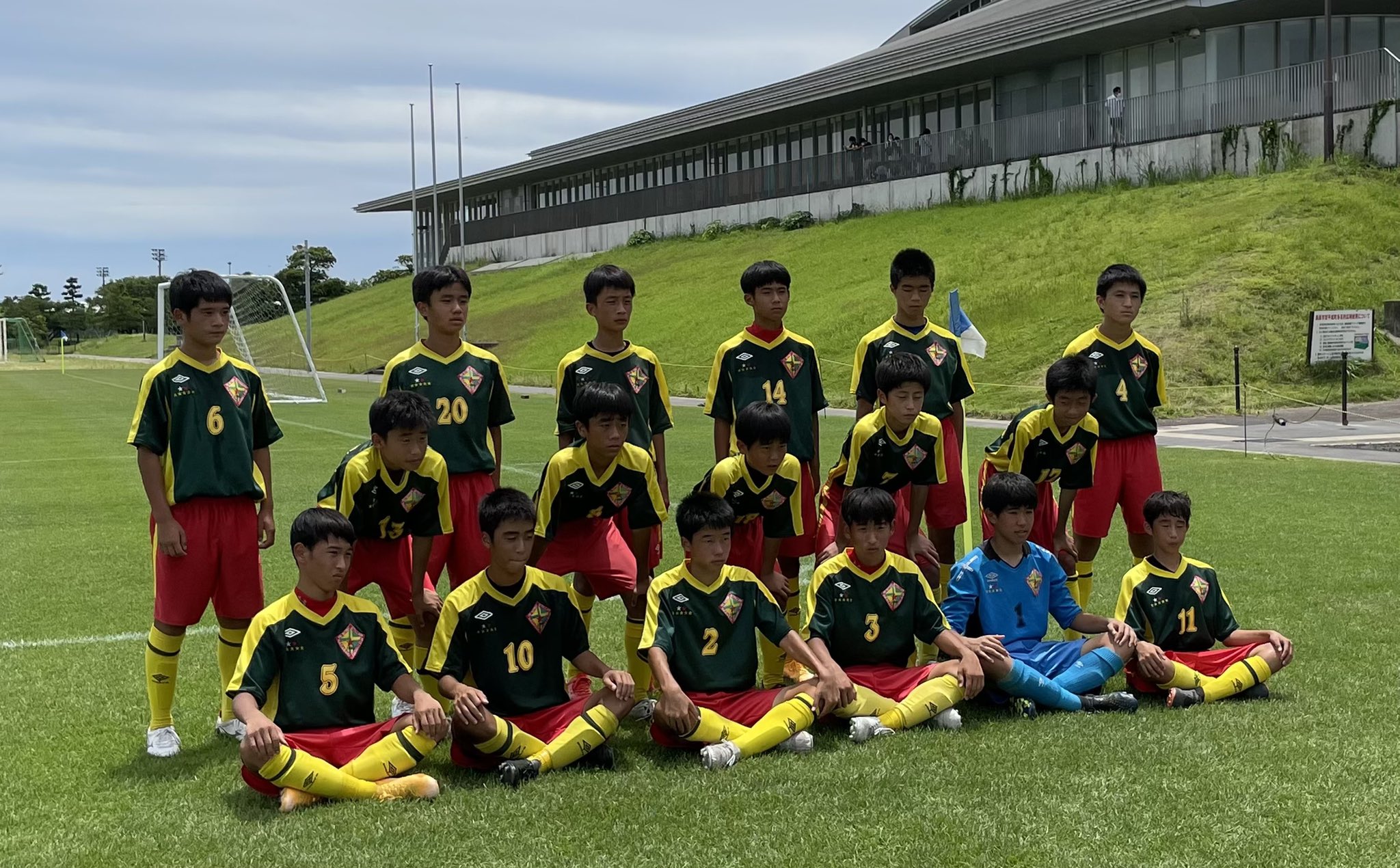 海星中学校広報 中総体九州大会出場 海星中学 テニス男子団体 テニス個人ダブルス 徳本 藤本 サッカー 海星中学テニス部 海星中学サッカー部 長崎県中総体 T Co Bpgfq3jm6a Twitter