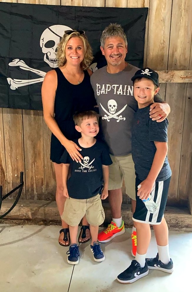 My crew continues to smile regardless of the storm.  I am a lucky man.  #Blessed #HoistTheJollyRoger #OnwardWeSail #ExpectVictory #WeAreSalem #RoarLions <a href="/MrsActon/">Lindsey Acton</a>