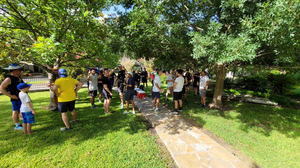 Good things running around <a href="/F3theAlamo/">F3 Alamo</a> pics are rounded up from last weekend's 1st annual cerveza 5k; 5 stops = Cinco Cervezas!
The pool at the end was a necesidad!