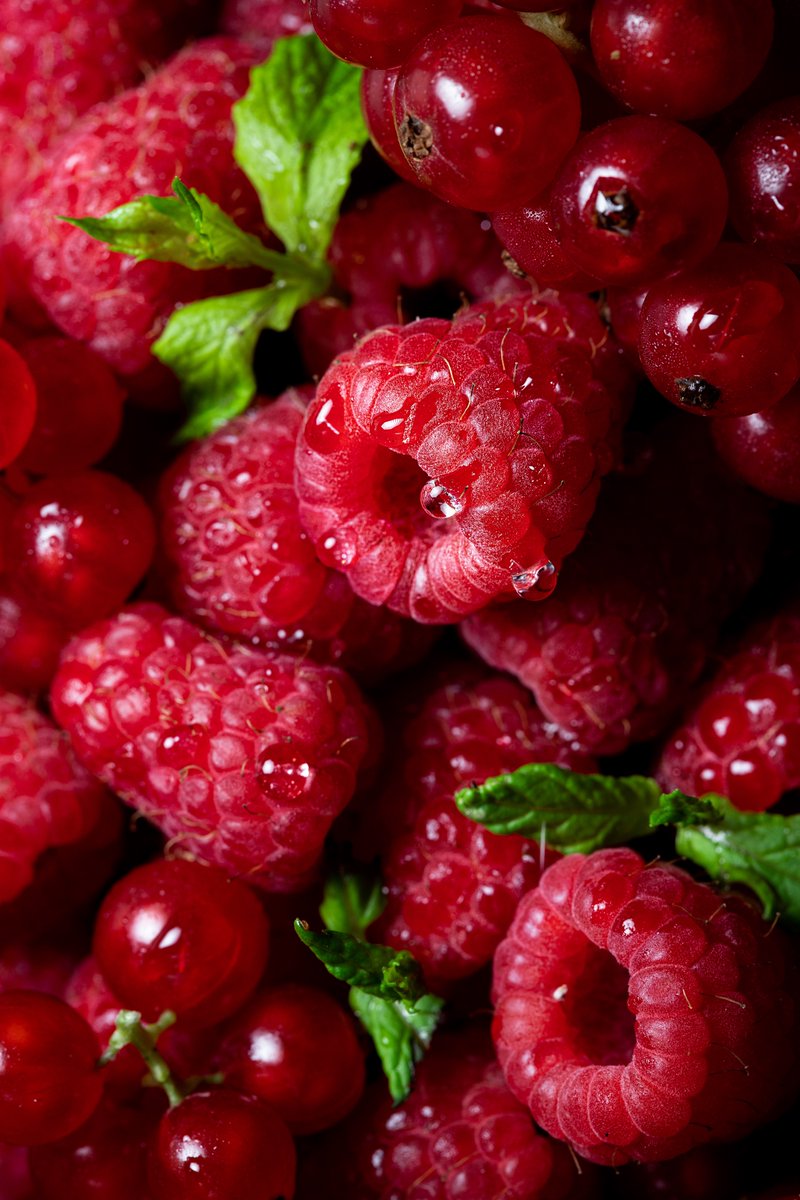 Semplicemente Rosso.

#foodphotography #foodphoto #contentcreator #marketing #nature #colori #food #stilllife #photography #Buongiorno