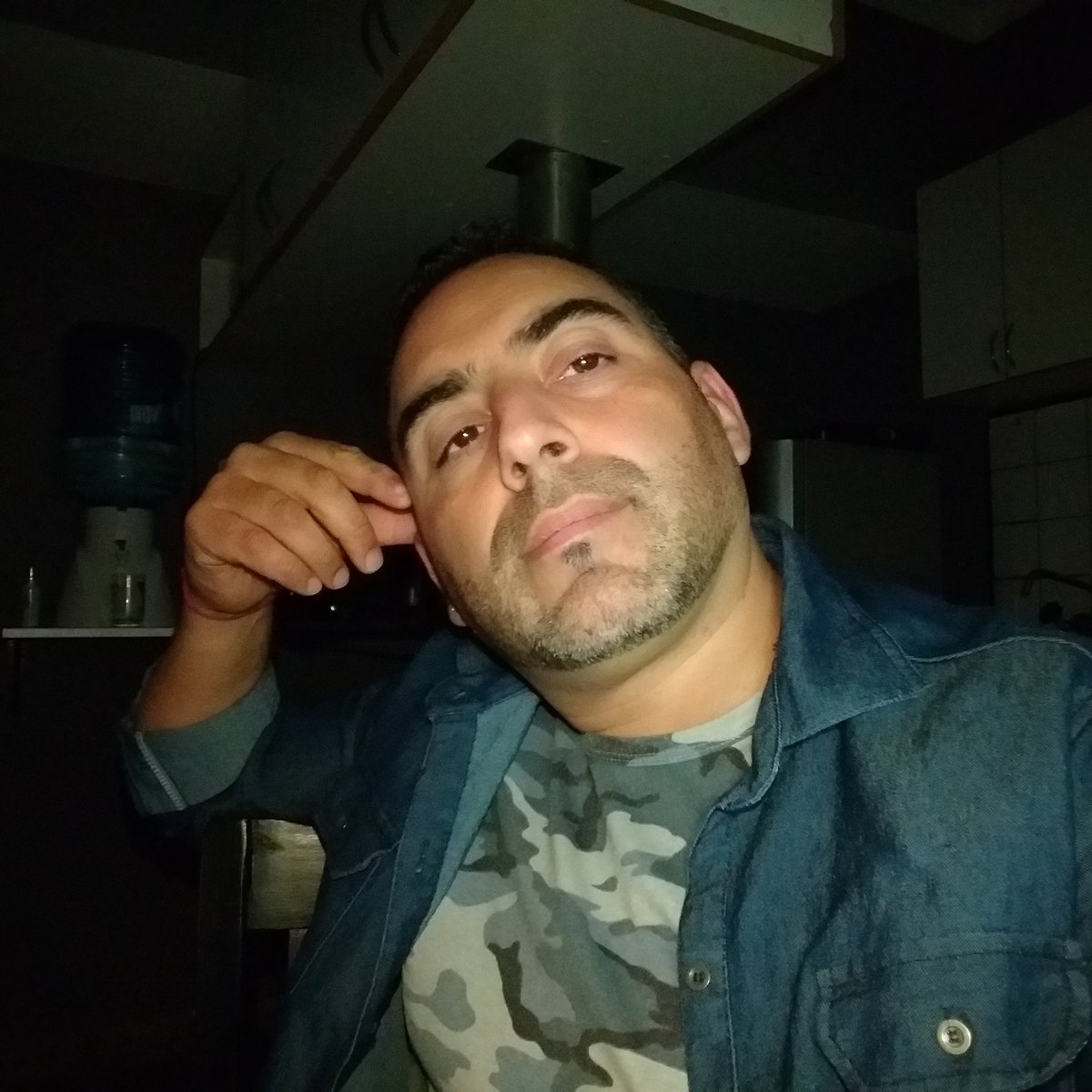 georgeInsa's tweet photo. #NuevaFotoDePerfil https://t.co/Nu51HnjIwx