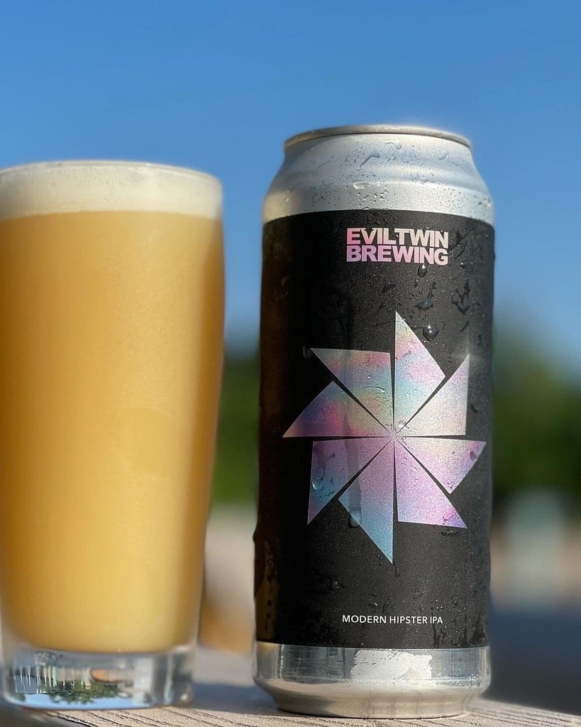 Craftshackbeer's tweet photo. Double dry hopped with galaxy, mouteka, and sabro. @eviltwinbrewing Modern Hipster IPA available on CraftShack!
.
.
.
#ipalover #hazydipa #hazybeer #hazefordays #hazyipa #ipabeer #ipa #craftnotcrap #craftbeerlife #craftbeerfan #craftbeer #craftbeercommun… https://t.co/62uIYhARFn https://t.co/jMo2IR2mIO