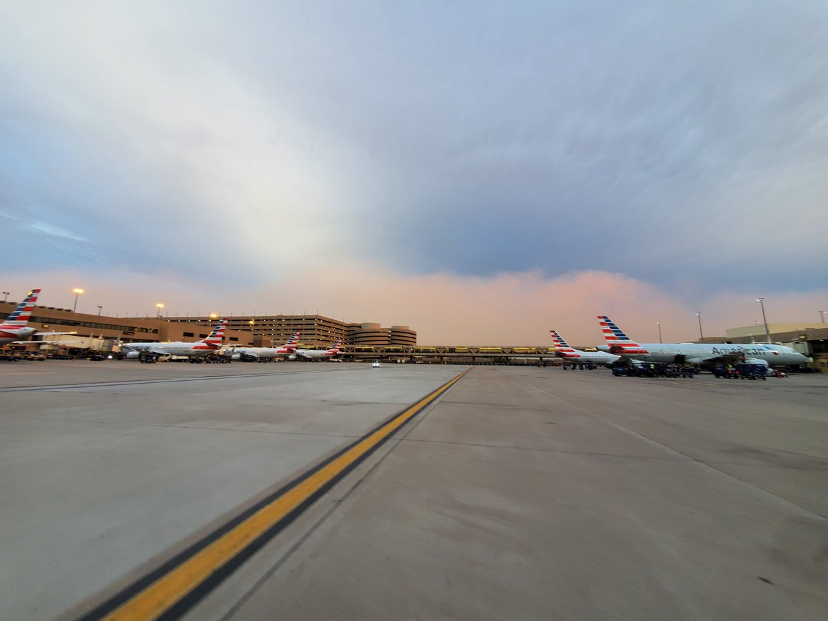 Wall of dust approaching Phoenix Sky Harbor Airport.