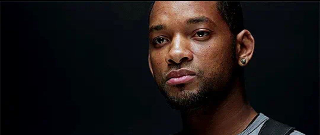 banelekay's tweet photo. now why did ms robot have to collect will smith like that https://t.co/EKcpwA0zot
