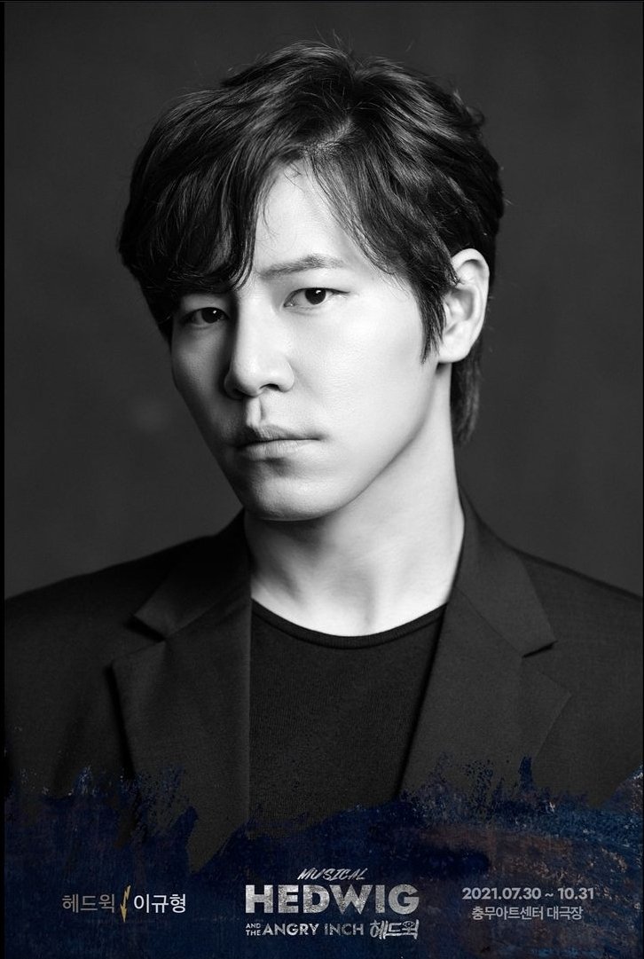Musicalinlife21's tweet photo. The musical <Hedwig> cast revealed
2021.07.30~10.31
Cast:
Hedwig | #오만석 #조승우 #이규형 #고은성 #렌
#뮤지컬 #헤드윅 #충무아트센터대극장
#뮤지컬헤드윅 #헤드윅 #Musical #hedwigandtheangryinch
#Hedwig
#johncameronmitchell #stephentrask #koreamusical #k_lineup2021 https://t.co/B2c3Oz2m23
