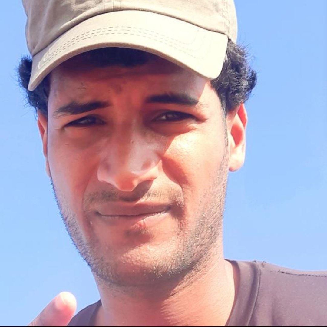 rrrr7rt's tweet photo. #صورة_ملف_شخصي_جديدة https://t.co/2oer3Jf4l9
