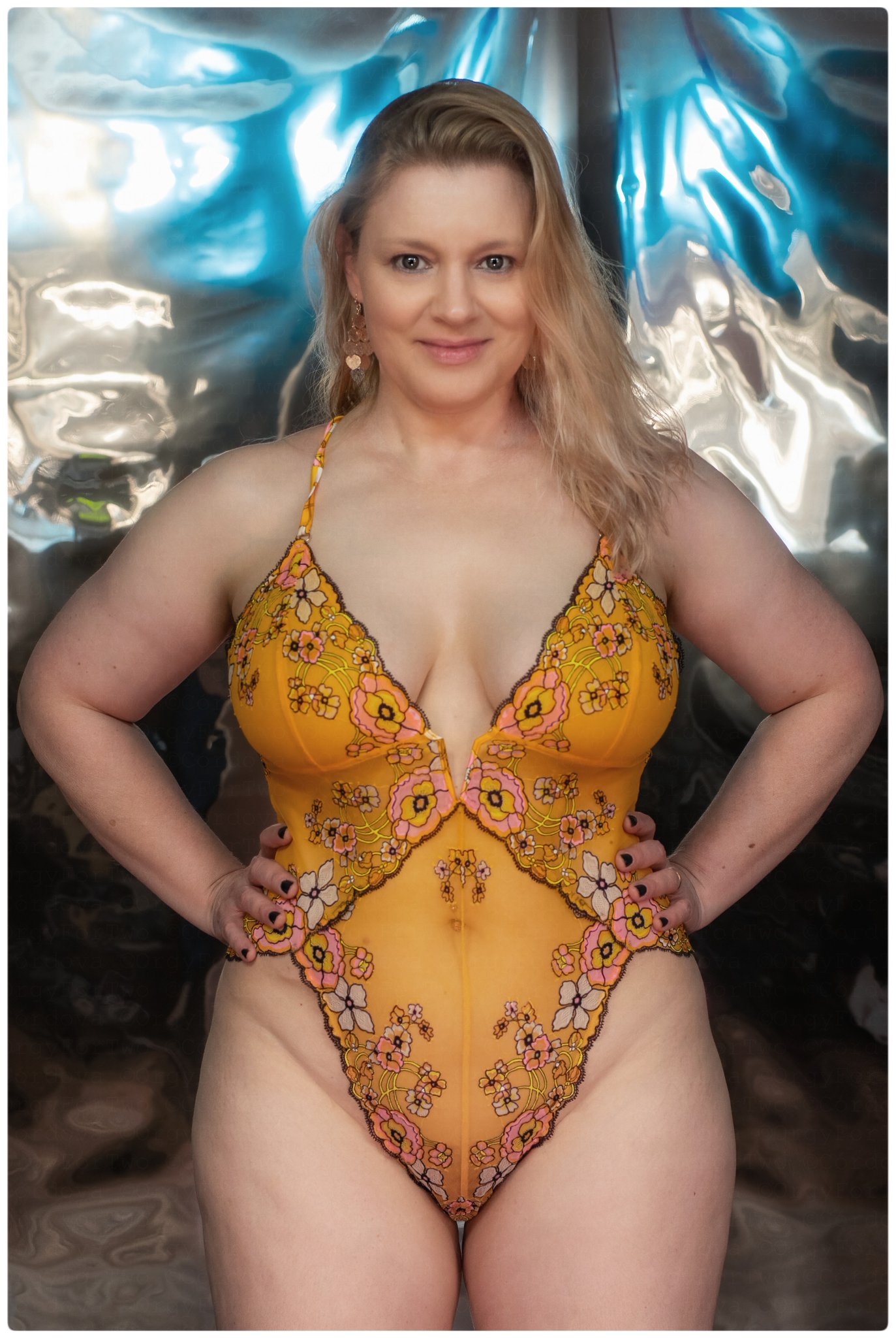 Check out my pretty teddy by @SavageXFenty. For once, my picture is so perfectly PG-rated, that I hope they will like or retweet! 💋🥰 #XXSavageX https://t.co/g9cXkW3ezX