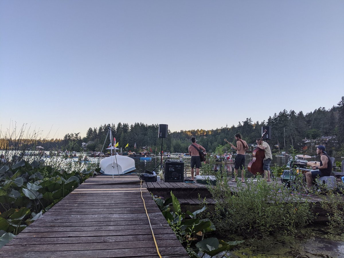 Dug Nugget tweet media