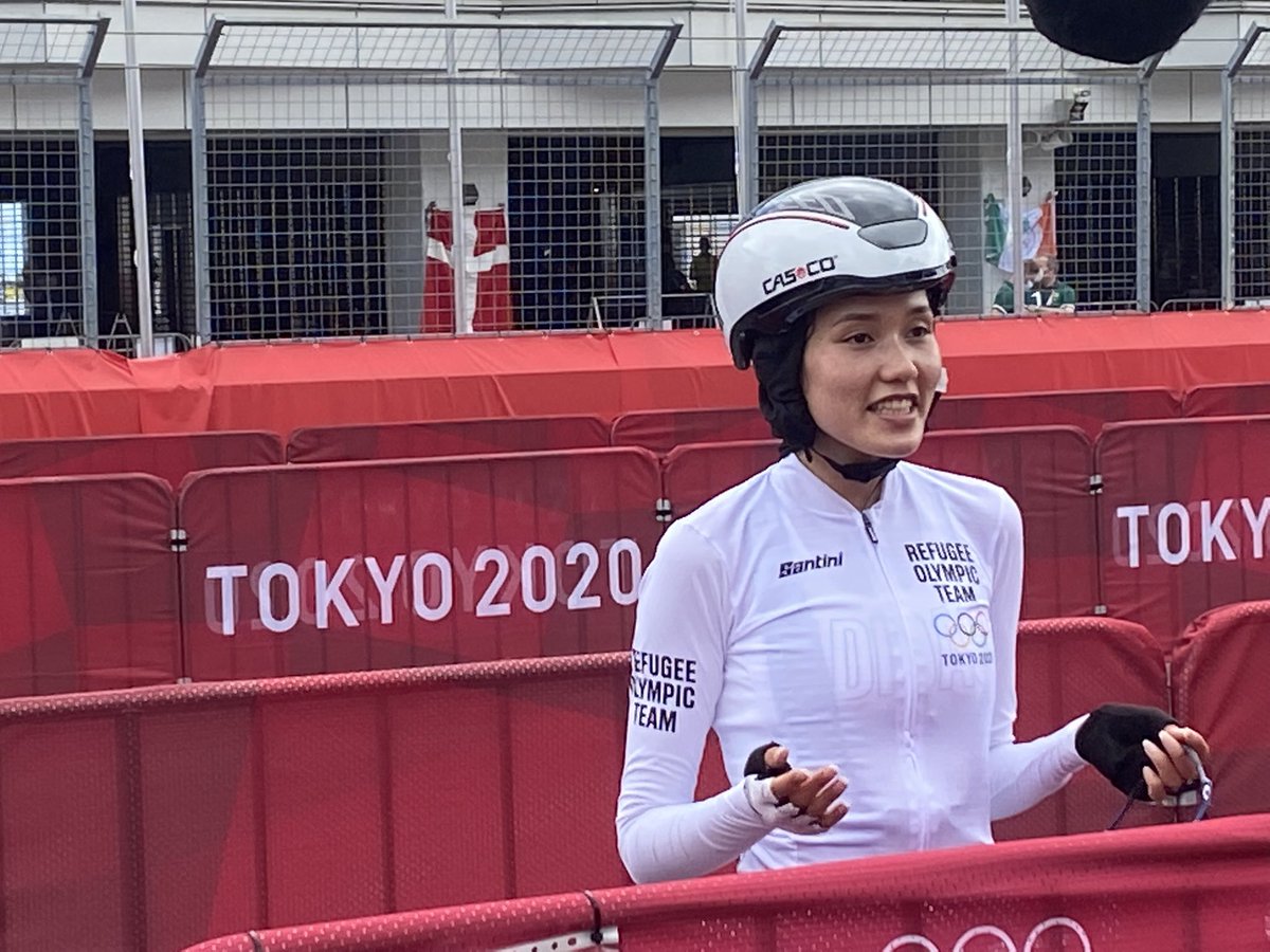 fannylechevestr's tweet image. Le sourire de ces Jeux. Masomah Ali Zada. Elle a fui l’Afghanistan, battue, lapidee parce qu’elle faisait du vélo. Elle vient de participer aux Jeux Olympiques, fière de montrer le chemin pour d’autres femmes. Bravo Madame.