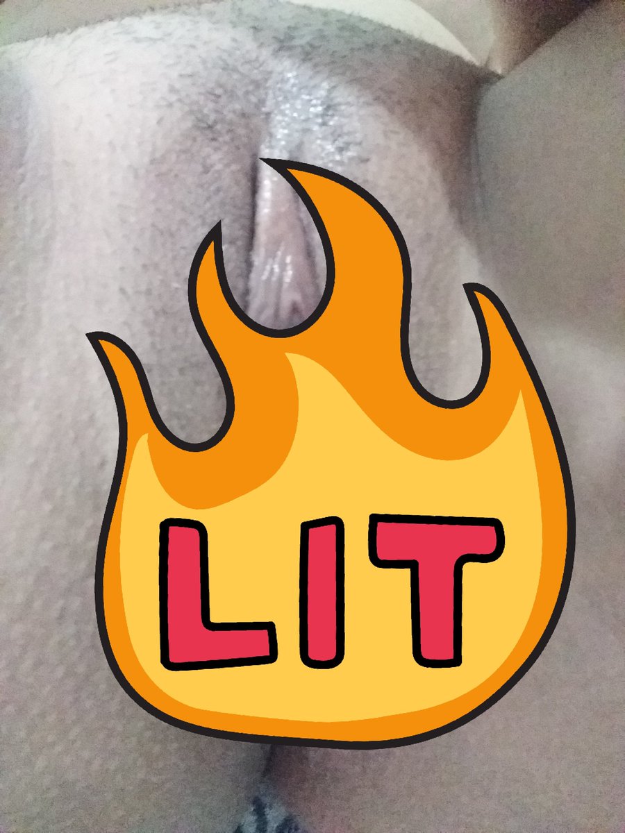 packsdanina's tweet photo. Alguém pra apagar o fogo dessa bucetinha? 🔥 https://t.co/nhOMVHUHok