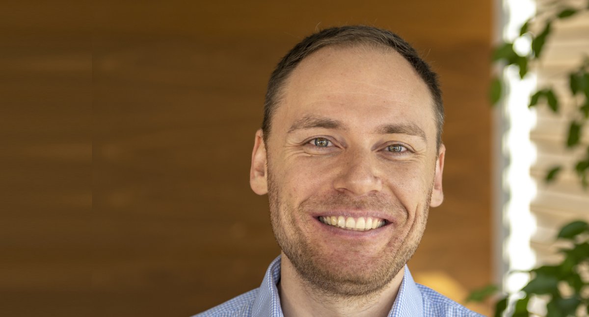 Georgi Georgiev has been part of the technology center of #Management #Financial #Group (#MFG) - #Smart #IT, since 2015, and has been a software development manager for two years. Read more here: bit.ly/2TDIFmj
<a href="/sofiauniversity/">Sofia University</a> <a href="/SmartIT_bg/">SmartIT</a> #MFG