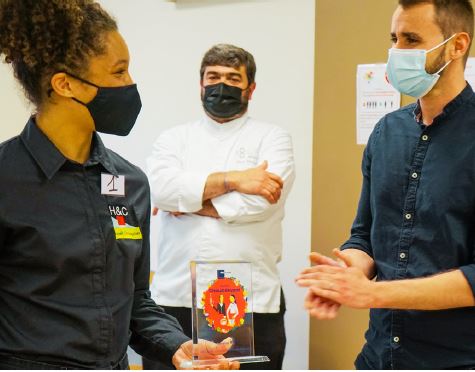 EurolamC's tweet photo. [Concours chaud devant]
Retour en image du concours chaud devant, qui a eu lieu le 10 juin 2021, organisé par H&amp;C Conseil, son premier concours intersite. "Avec des épreuves théoriques et pratiques, les apprenants ont pu se challenger en libérant leur créativité." https://t.co/ejX9HXVhtp