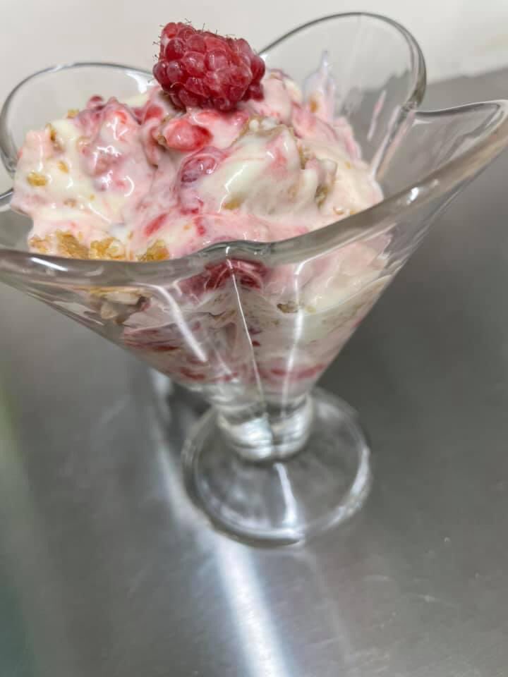 TheTeaMonkey1's tweet photo. Due to popular demand the Special Board remains the same but we do have a deconstructed White Chocolate and Raspberry Cheesecake for you to try 🍰🍨 https://t.co/2Qd9MqypN0