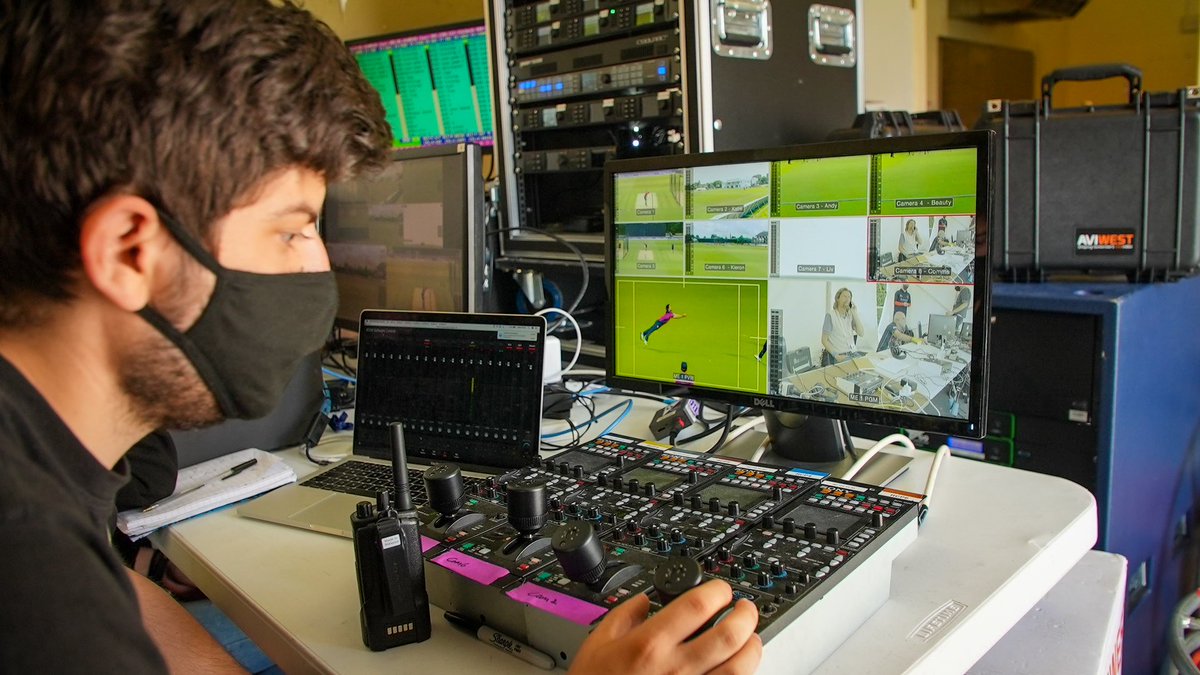 Badger & Combes tweet media