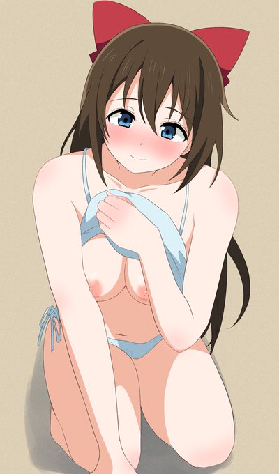 お願いすれば脱いでくれる理想のヒロイン 