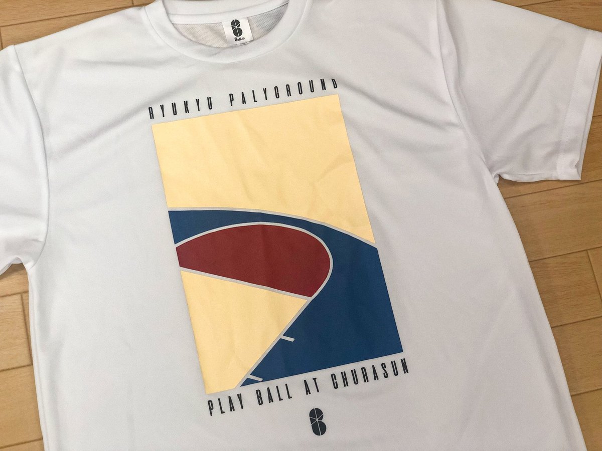 SLAMJAPAN's tweet photo. [Ballist]
Ballist Ryukyu Playground Tee ¥2,970(税込)

世界各地に点在するプレイグランドにフォーカスしたプロダクトアイテムがさいたま店・小田急相模原店にも入荷🔥

沖縄が誇るビーチサイドコート『アラハ』『美らSUN』両プレイグランドのモデルです♪

#ballist #churasan #araha #playground https://t.co/XT7yIM8NUj