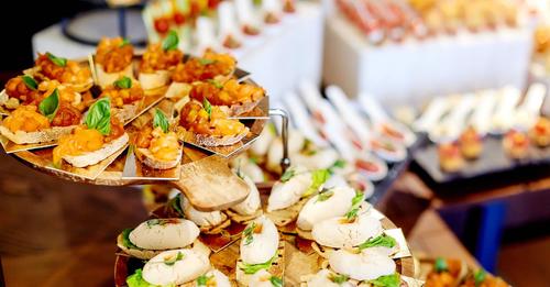 Weird and wonderful traditional funeral foods from around the world - bit.ly/3iUaMGG