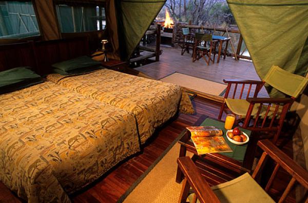 Kgabo_DeSpeaker's tweet photo. 🚨EXPLORE LIMPOPO🚨
Since we're at alert #level3, visit #MarakeleNationalPark for your dream adventure without any worry. It's at the heart of Waterberg District mountains, just 14.3km outside Thabazimbi.🇿🇦🤓🏞️ @golimpopo @Marakele_NP #GoLimpopo #LimpopoWildlife #UnlikeAnyOther https://t.co/8VWeaWe1hL