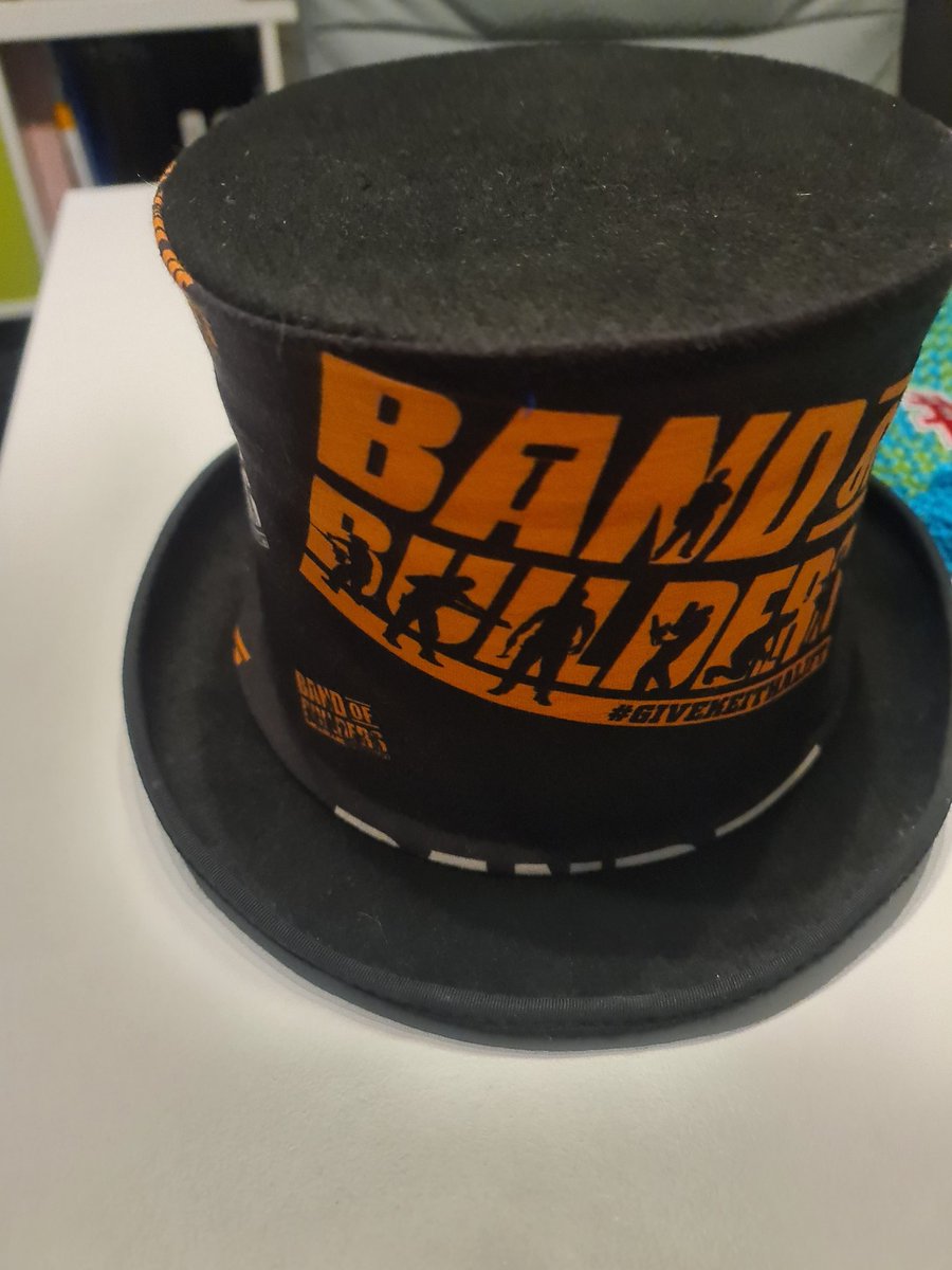 Here we go then the grand final .

<a href="/bandofbuilders/">Band of Builders</a> V @Damon_BPH