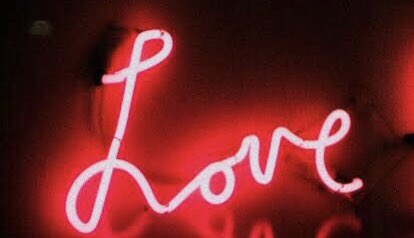 kyeotae's tweet photo. @wwhkookiebear @_june17_ Hi @_june17_  ✨
My favorite color is purple and red. I love aesthetic pictures especially when the color is red it gives a savage but a good vibe. I learned to love the color purple because of BTS...
Btw, hi keep going and try harder until you succeed. You're such an amazing +++ https://t.co/HtQhzpbwQ6