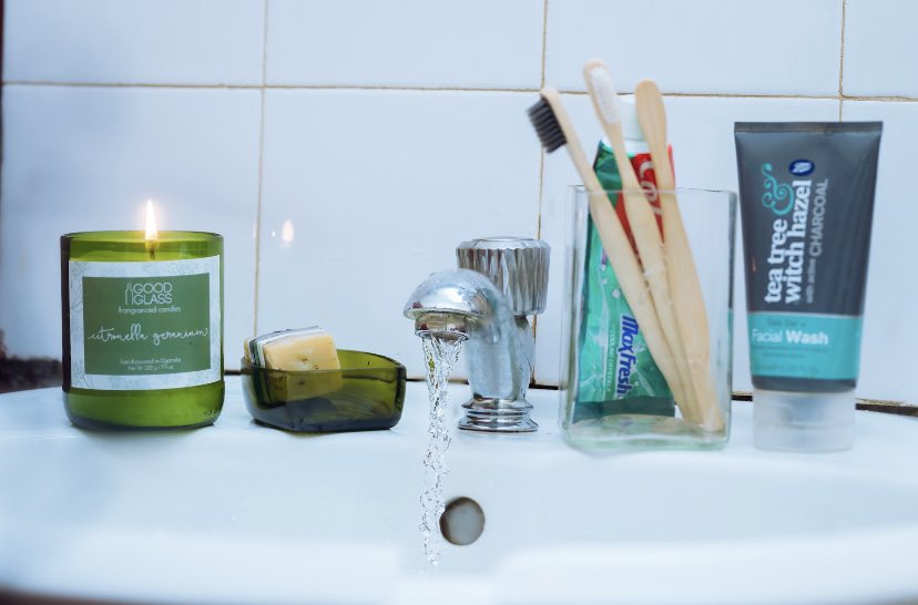 GoodGlassUg's tweet photo. Happy #HumpDay! As we come to the end of #PlasticFreeJuly, heres another little way you can contribute to a safer healthier planet; bamboo toothbrushes instead of plastic! 😉
What are some other ways you have taken part in #PlasticFreeJuly? Share in the comments below! https://t.co/vizHguF6R2