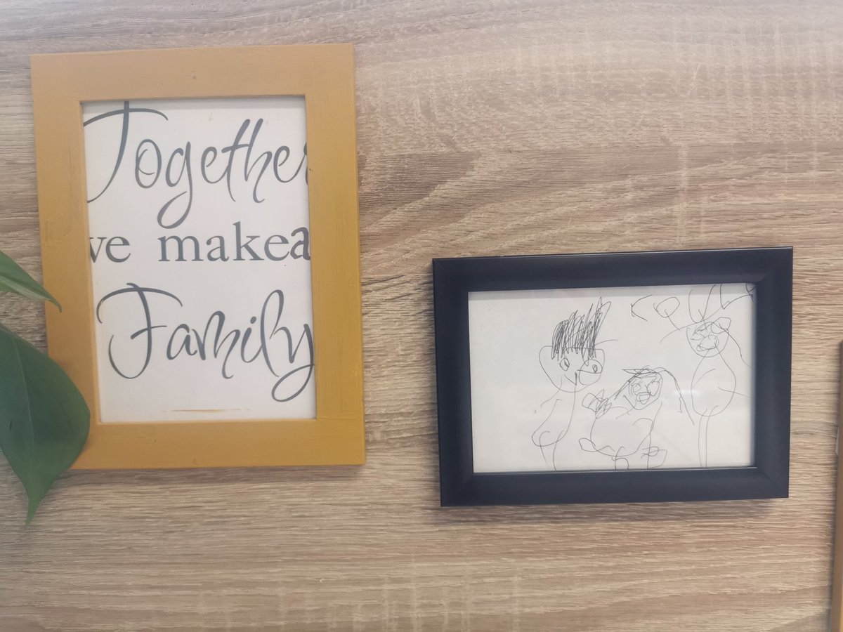 lesleylaing2's tweet photo. Our home corner is becoming more homely and the children are enjoying drawing pictures for our photo frames. @ClassLetham @LethamPrimary #lethamfamily https://t.co/6ibu3SMQEs