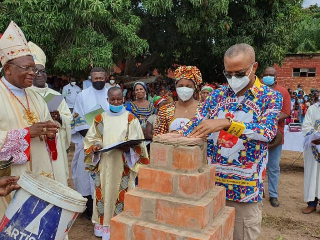 Je ne sais pas pourquoi j'aime cette photo ?🤔
@auguyka70