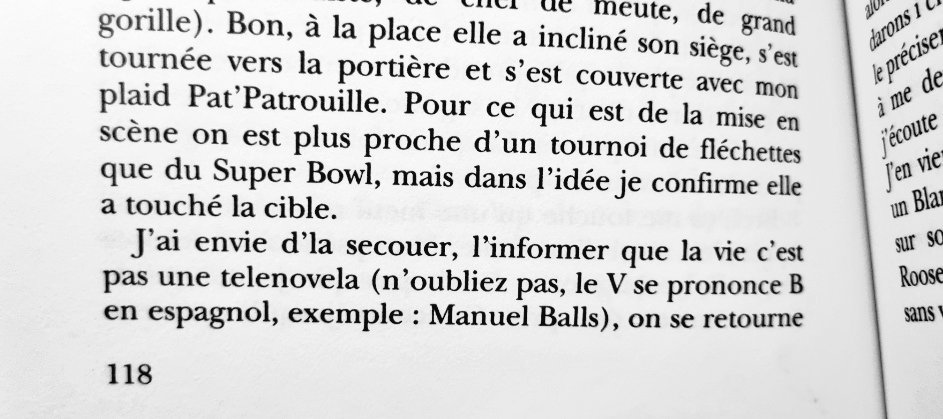 Samparlebien's tweet photo. On prononce Balls.
#PointLecture : je vous recommande ce roman qui n'est autre qu'un incroyable recueil de milliers de punchlines, de la + poétique à la + gênante. 🙏
On adore à la redac (composée d'une personne : moi).
Azy @MouradWinter fais-en des tomes.
#Merci 🙏🖤 https://t.co/YTZ0c4HcOL