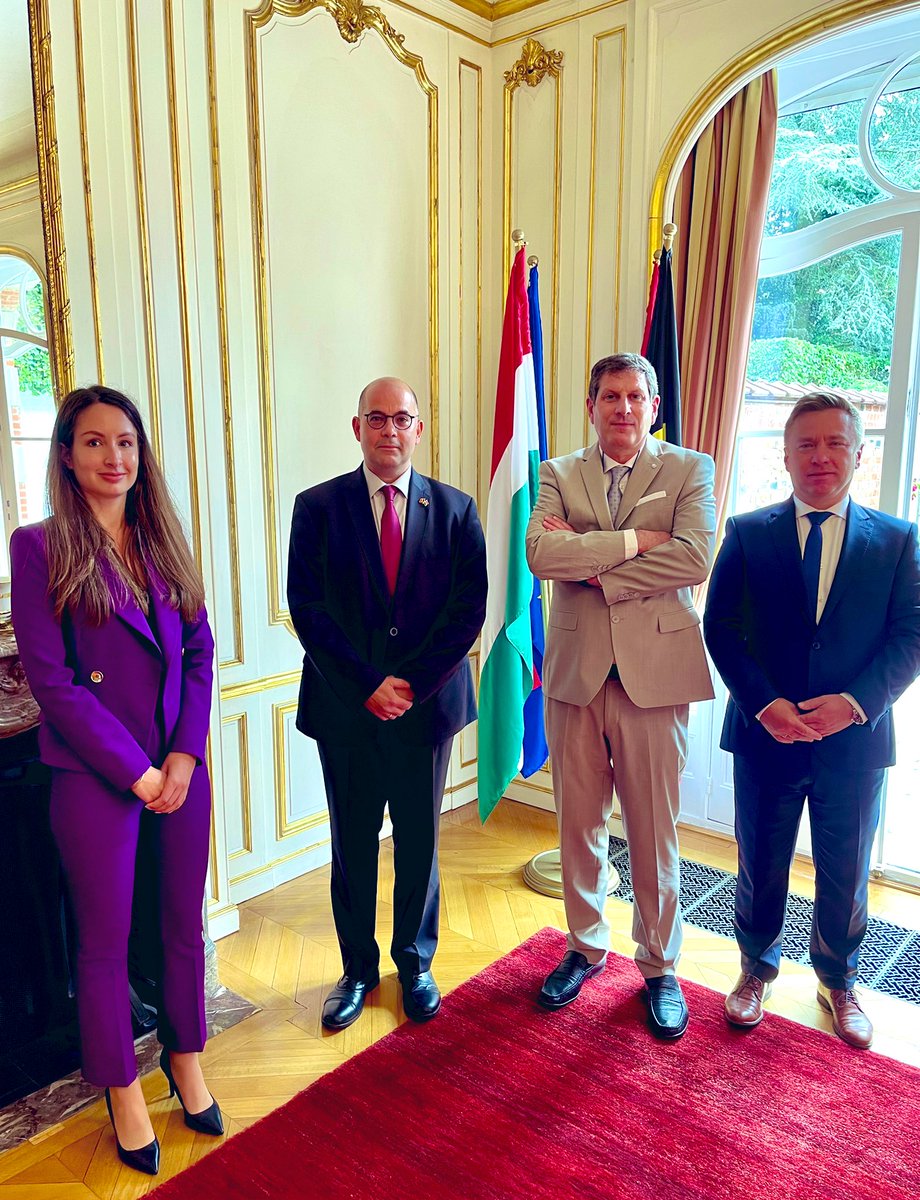 tamasivankovacs's tweet photo. Happy to meet Mr Peter De Cuyper, CEO of the #Belgian company #Resilux, along with Mr Árpád Somlai, MD of Resilux Közép-Európa Csomagolástechnikai Kft. Resilux holds a leading position in #packaging technology and has had a successful #production unit in #Hungary since 2002. 🇧🇪🇭🇺 https://t.co/pqYGShiq6U