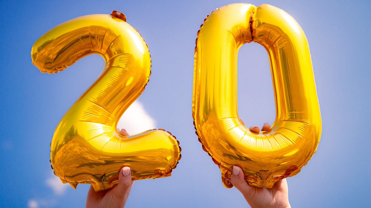 sunraisingbern's tweet photo. Das Crowdfunding für das 20. Solardach läuft! Die Details sind noch geheim, aber eines können wir bereits verraten: Mit der neuen PV-Anlage werden wir alle bisherigen Rekorde brechen – hilfst du mit? https://t.co/lT8f8mysZE 

#Rekorde #Crowdfunding #Solardachchallenge #Sunraising https://t.co/PWrMHw3kfH