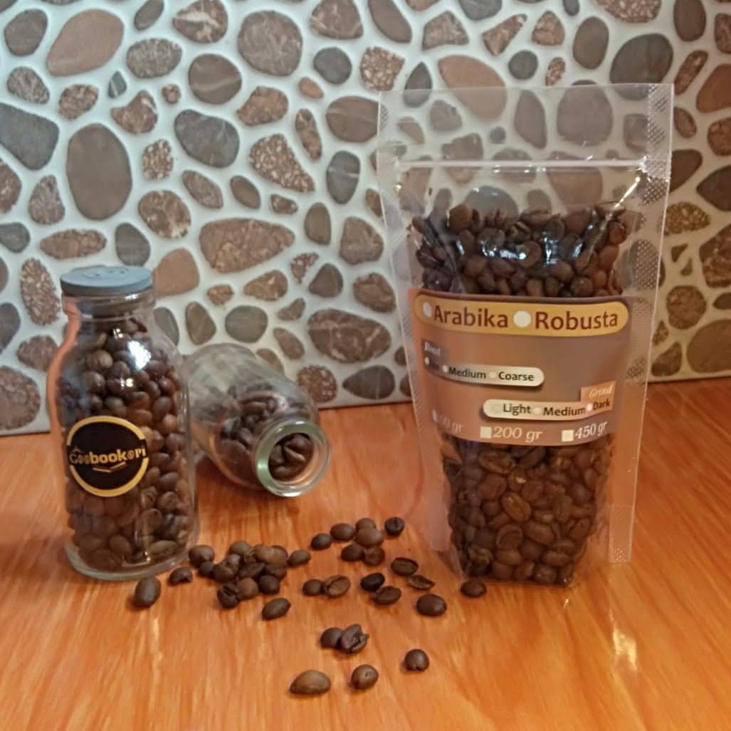 goobookstore02's tweet photo. PPKM menjadikan Kita bisa Ngopi Bareng Keluarga......
Tersedia Jenis kopi :
- ARABIKA
- ROBUSKTA 
- ROBUSKA (50% arabika 50 % robusta)
- ROBUSTA MIX

WA: 087838445571

https://t.co/3ppyte6BTy

#kopi 
#bukukopi
#kopibuku https://t.co/gMEhnGzZet