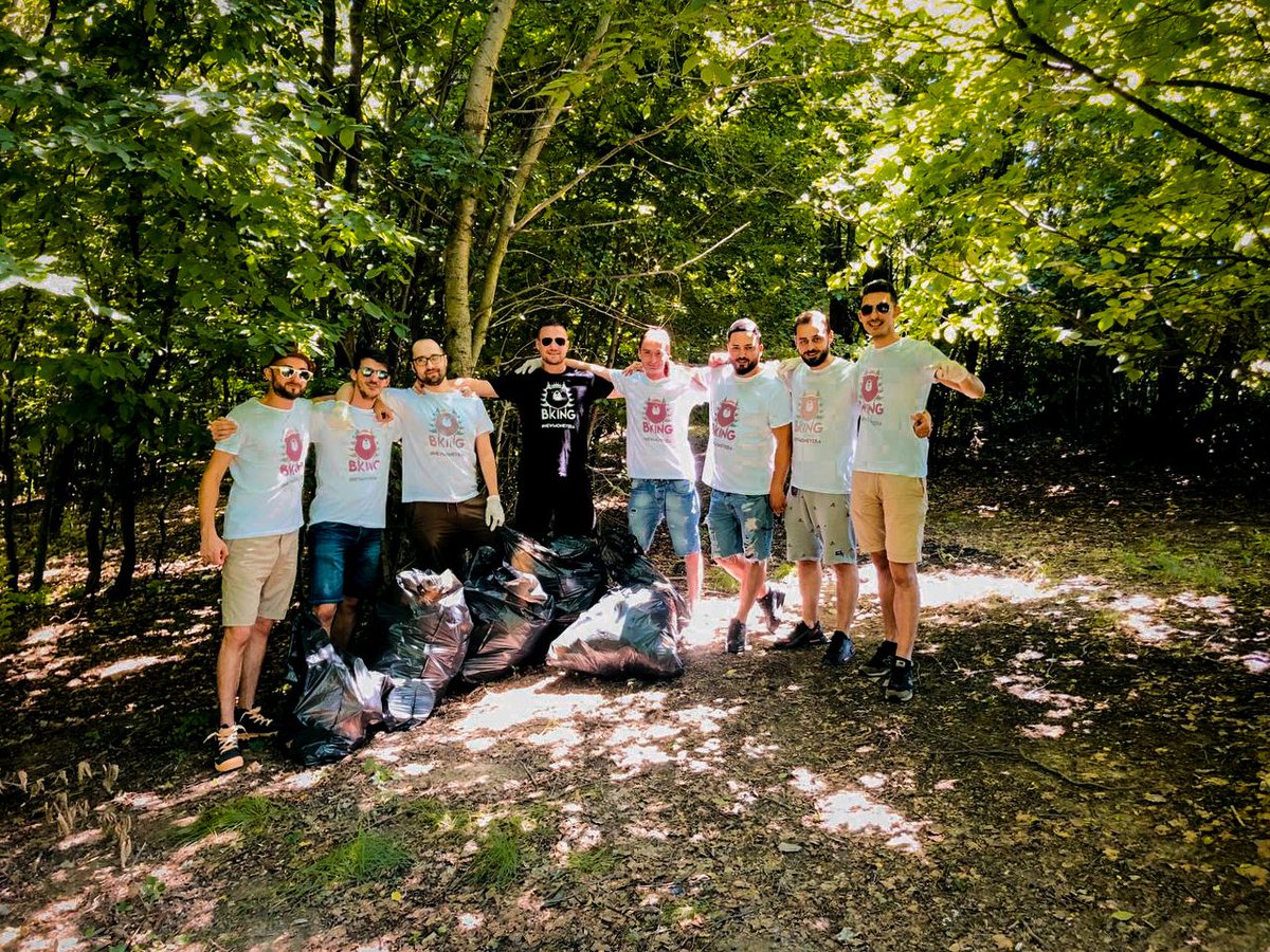 BkingDefi's tweet photo. #WorldNatureConservationDay 
@BkingDefi is all about Nature.
Bking community restoring our forest health by cleaning them .

#yks2021 #seokjin  #CONGRATULATIONS ATEEZ
#DeFi
#BKING #cryptocurrency #nft #bitcoin #savenature #saveanimal #wildlifeprotection #token https://t.co/sSrrnahyyH