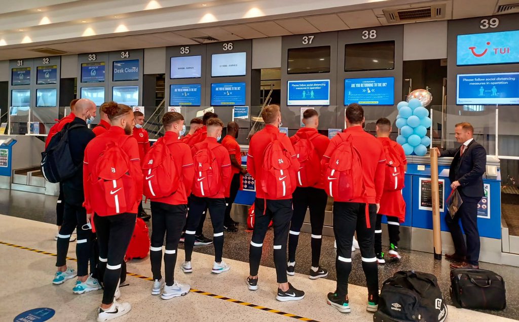 larnefc's tweet photo. 𝘾𝙝𝙚𝙘𝙠𝙞𝙣𝙜 𝙞𝙣 🔜✈️

#WeAreLarne #BeTheDifference https://t.co/lLCEcaGP01
